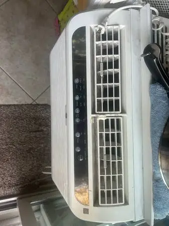 2 GE ac units removed from remodel. Both work excellent and can be tes