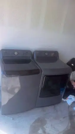 4 month old WASHER & DRYER