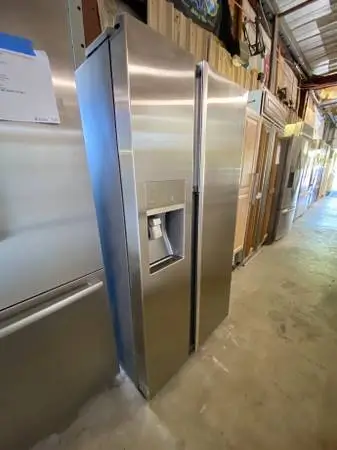 SS Samsung Refrigerator 28.5 Cu Ft Model #RH29H9000SR Used