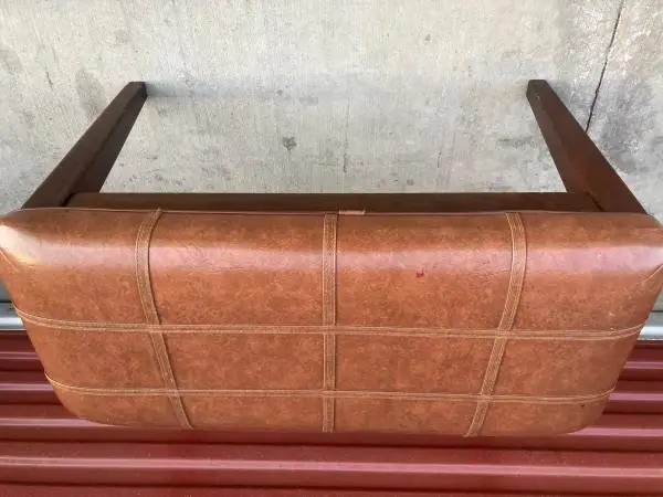 Piano bench,brown,storage comp,wood,vintage,comf,quality