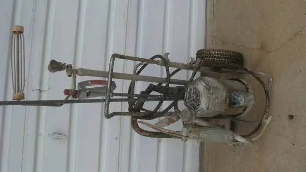 Heavy Duty Paint Sprayer on Wheels