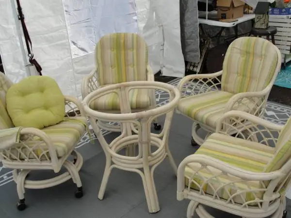 Assortment of Furniture