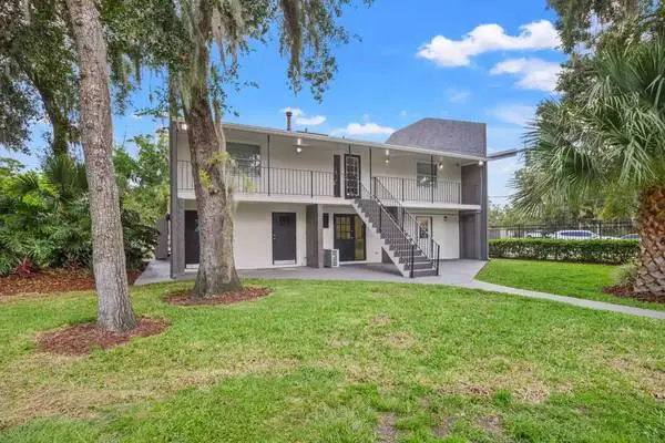 The living is easy at our community! Comfortable 1 bed/1 bath!