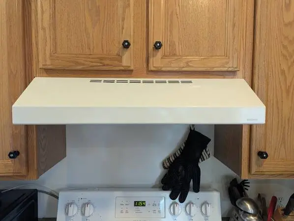 Broan Range Hood, 2 Speed, White