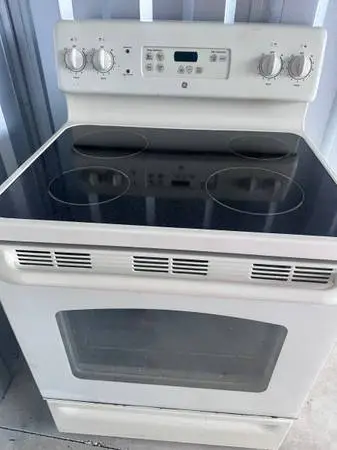 GE Stove