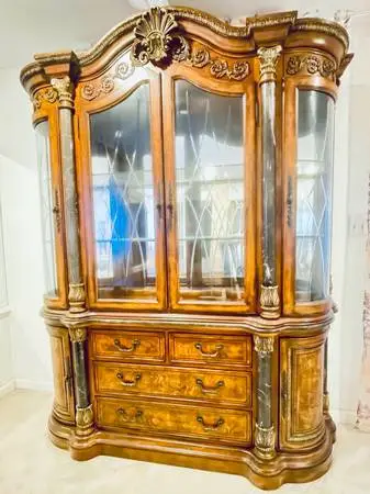 Huntington Furniture Solid Wood Cabinet
