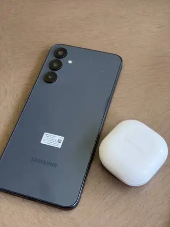 Samsung A16 5G for Tracfone Verizon and Galaxy Buds FE