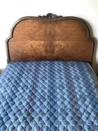 Matching Pair of 1920s Art Deco / Traditional Revival Twin Beds