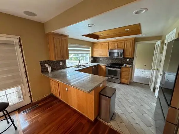 Solid kitchen cabinets for sale