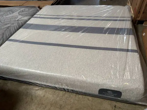New King Serta iComfort 1000 plush Mattress