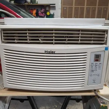 Window AC UNIT. 6k btu