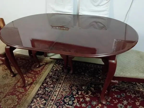 Dining table & 6 chairs set