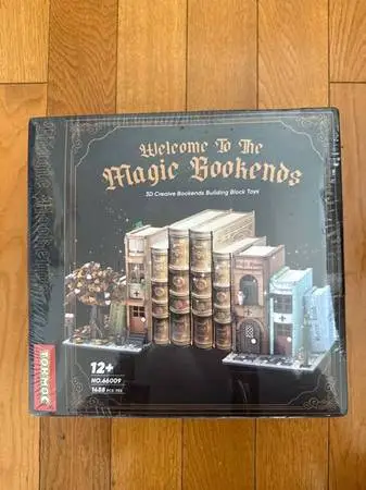 Magic Bookends “LEGOS”