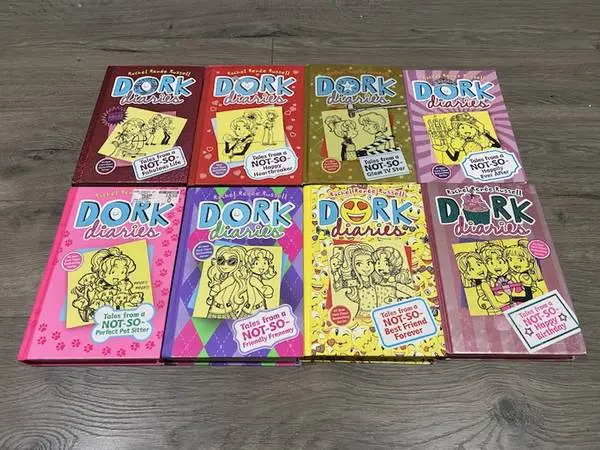 DORK DIARIES BY RACHEL RENEE RUSSELL 8 HARDCOVER & Paperback BOOKS