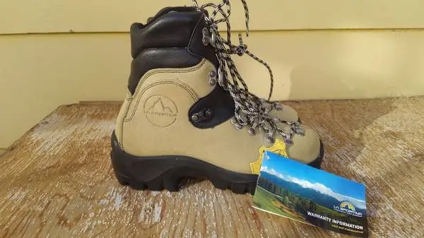 NEW! LaSportiva Glacier WLF Hiking Boots - Sz EU 39