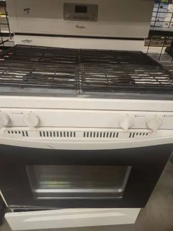 Gas stove can deliver with warranty
