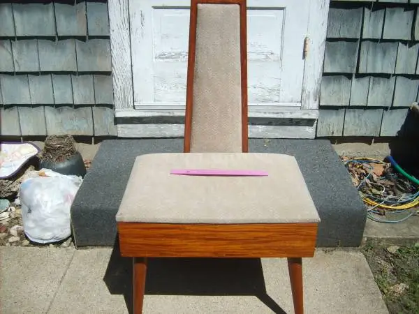 Sewing Chair