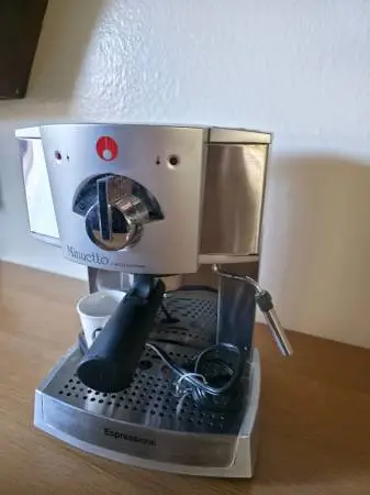 Minuetto Espresso Machine Espressione and Milk Frother