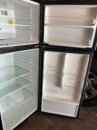Frigidaire refrigerator