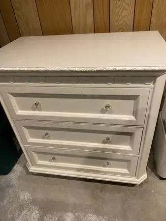 New - White 3 Drawer Dresser