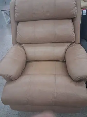 $899 leather Lazy  Boy rocker recliner $175