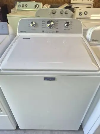 MAYTAG WASHING MACHINE