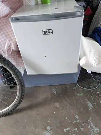 Mini Fridge 30
