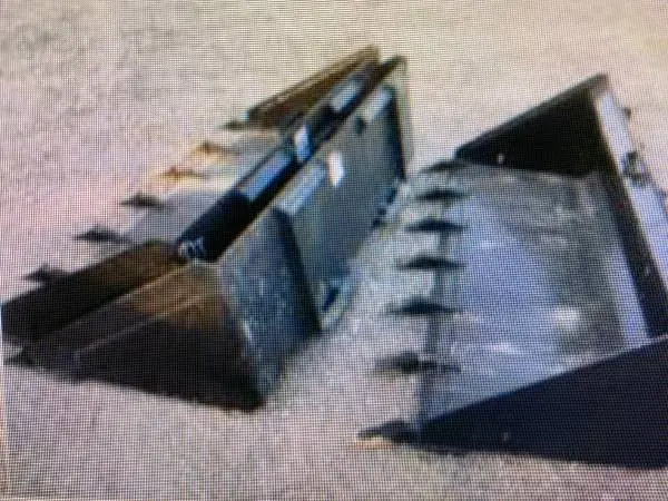 SKID STEER TOOTH BUCKET