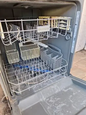 Dishwasher, Frigidaire