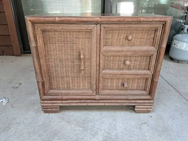 Bedside night stand, wood w/rattan-look