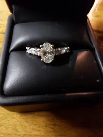 Diamond engagement ring !!!PRICE DROP!!!