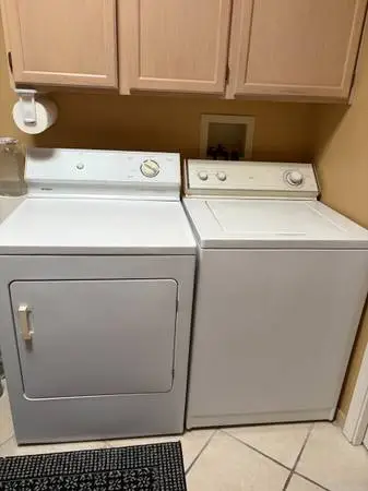 Washer and dryer set