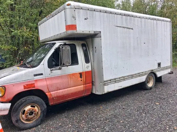 94 E-350 U-HAUL truck rolling storage unit