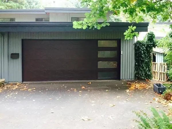 🚀 NEW GARAGE DOORS – (Install + Delivery Included)