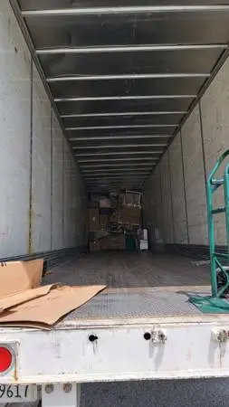 MASHI MOVING AND HAULING SERVICES. TRASH REMOVAL AND TV MOUNTING