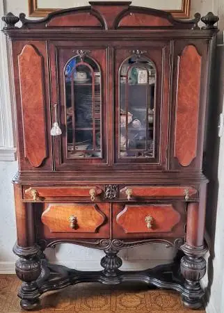 Beautiful Antique Heirloom 4-piece Kitchen Set Jacobean style