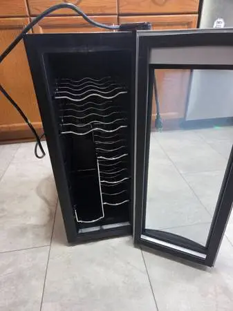 Wine cooler