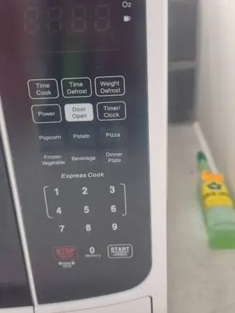 Brand new microwave for dorms