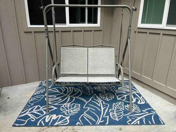 2-Person Metal Patio Swing