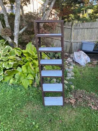Metal storage shelf