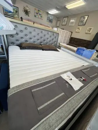 San Diego Home & Bedroom Clearance – Beds, Solid Wood Desk, Vintage De