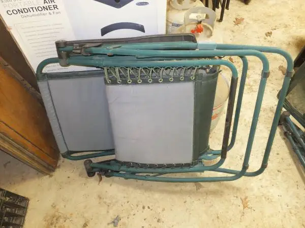 Anti-gravity recliners (2) @ $25 ea