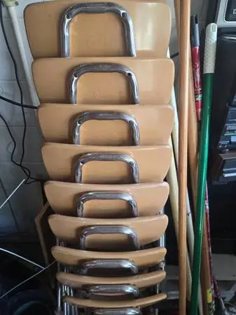 10 strong children chairs are on sale right here in Apopka