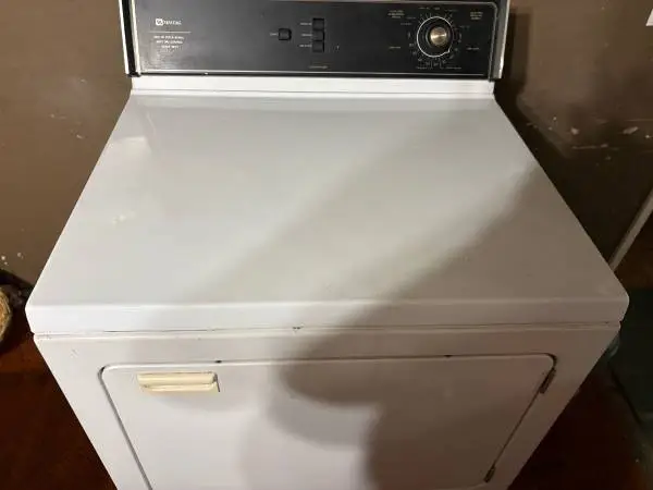 GAS DRYER WORKS GREAT CAN DELIVER