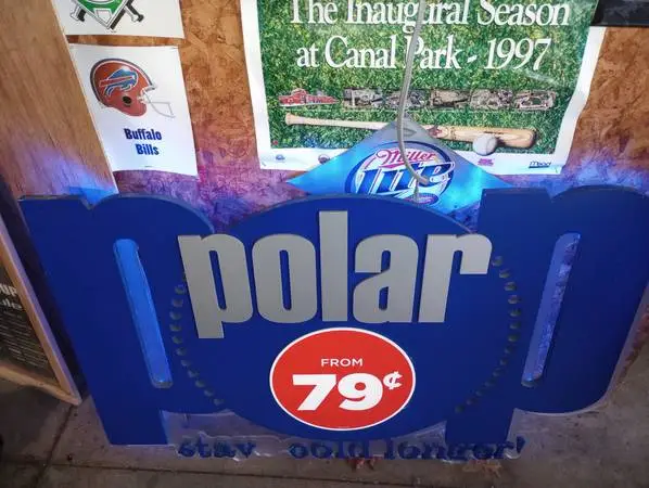 HUGE LED POLAR POP LIGHT UP SIGN TO HANG ON WALL