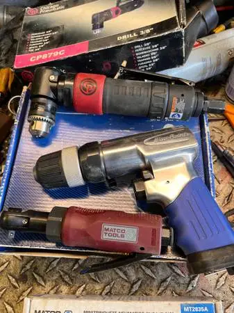 AIR DRILL AND RATCHET