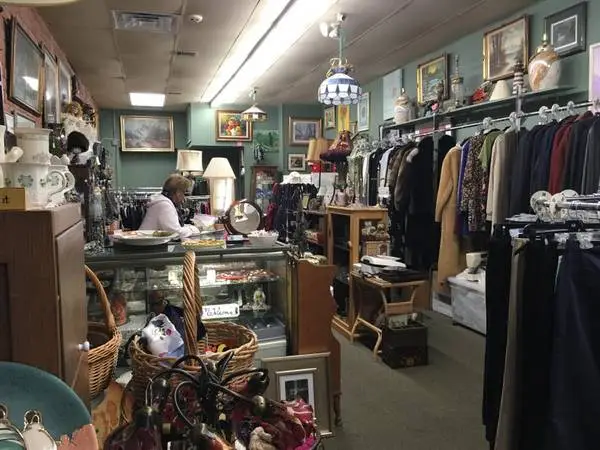 Locust Valley Consignment shop - up to 75% off summer items