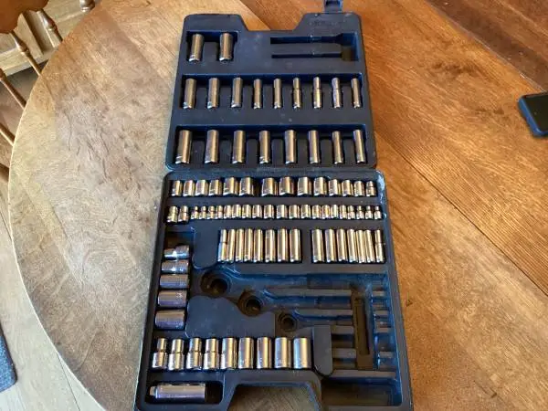 85 Craftsman Sockets SAE & Metric $65 Very nice condition. ¼”, ⅜” & ¼