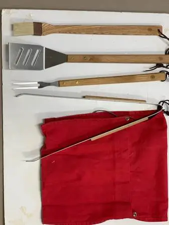 BARBECUE TOOL SET