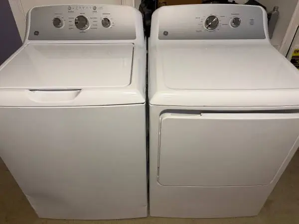 New ge 4.3 cu ft washer and matching 7.3 cu ft gas dryer